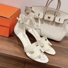 Hermes Sandals